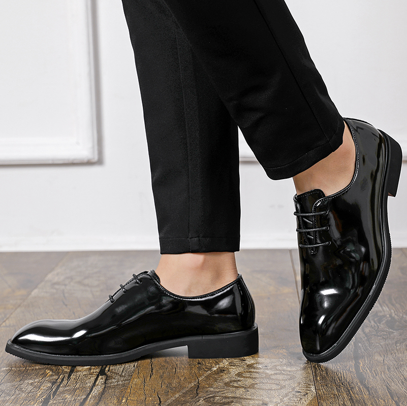 Classic Shiny Patent Leather M - Patent Leather Oxford 评论和价格